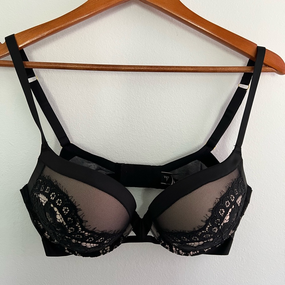 Victoria's Secret Black Lace Bra